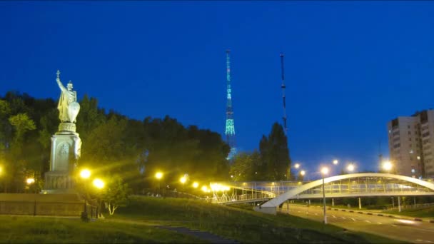 Monumento al Principe Vladimir al crepuscolo — Video Stock