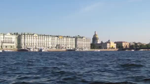 Travelling down the Neva River — Stock Video