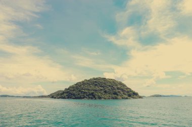 Deniz bulut ile adada