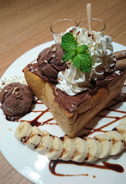 Chocolate honey toast — Stock Photo, Image