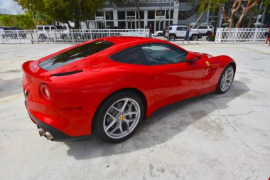 Miami, Florida Usa - 16 Şubat 2020 - Miami Concours 2020 Araba Fuarı 'nda Kırmızı Ferrari