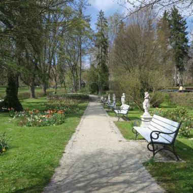 Bir bad Steben, Almanya Bavyera spa Park'ta ay mai