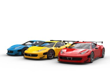Modern lüks sportscars kırmızı, sarı ve mavi - studio vurdu içinde