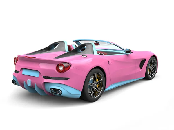 캔디 핑크와 아기 파란색 미친 스포츠 자동차 — 스톡 사진