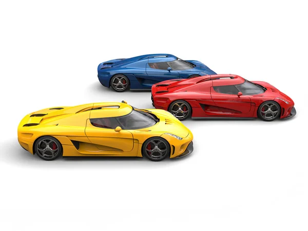 Rode, blauwe en gele super auto's racen — Stockfoto