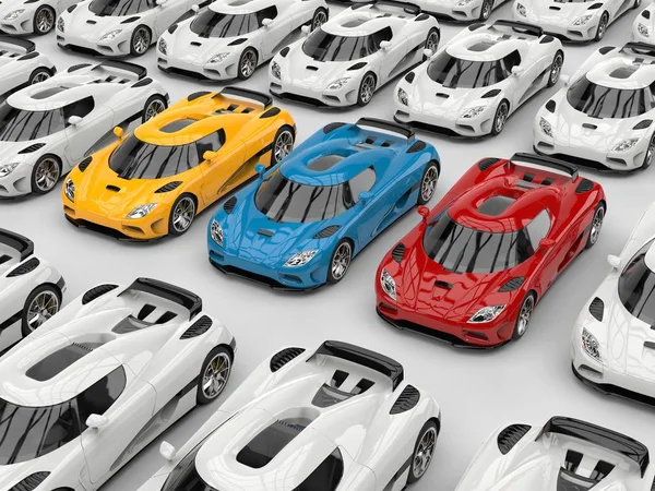 Häftigt koncept sportbilar i primära färger utmärker sig — Stockfoto