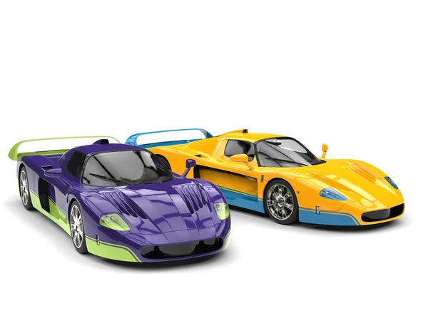 Absolutnie niesamowite super samochody koncepcyjne fioletowy i żółty z szczegóły w barwy dopełniające — Zdjęcie stockowe
