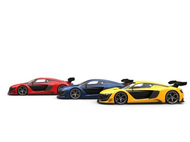 Kırmızı, mavi ve sarı supercars - kırmızı olan ön - yan görünüm