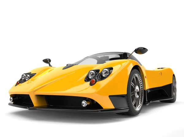 Cyber amarillo moderno coche deportivo de lujo - primer plano del faro —  Fotos de Stock