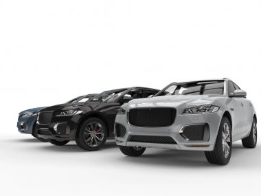 Modern metalik SUV'lar - odak üzerinde gümüş Suv