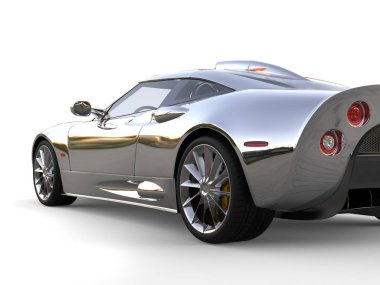 İnanılmaz parlak gümüş süper yarış arabası - shot kesme arka tekerlek