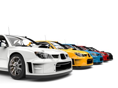 Çarpıcı renkli modern yarış arabaları touring