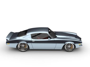 Parıldayan metalik mavi Amerikalı eski model araba - yan görünüm üst