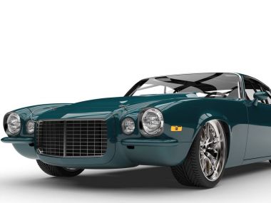 Gece yarısı yeşil klasik vintage Amerikan otomobil - Önden Görünüm closuep vurdu