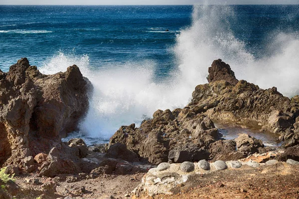 Steniga landskapet på ön Lanzarote — Stockfoto