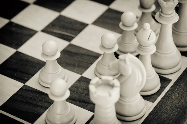 Класичні Шахи Відкриттям Білих Фігур Стокова Картинка