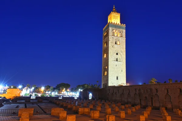 Mešita Koutoubia v jihozápadní čtvrti Medina v Marrákeši — Stock fotografie