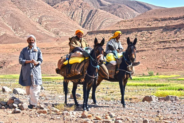 Berbeři jsou domorodé lidi do pohoří Atlas v Maroku. — Stock fotografie