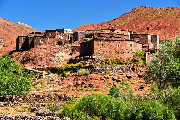 Берберская сельская архитектура Атласских гор в Марокко — стоковое фото