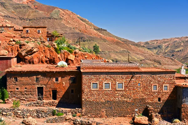 Arquitetura rural berbere da região das Montanhas Atlas em Marrocos — Fotografia de Stock