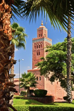 Marakeş 'in güneybatısındaki Koutoubia Camii.