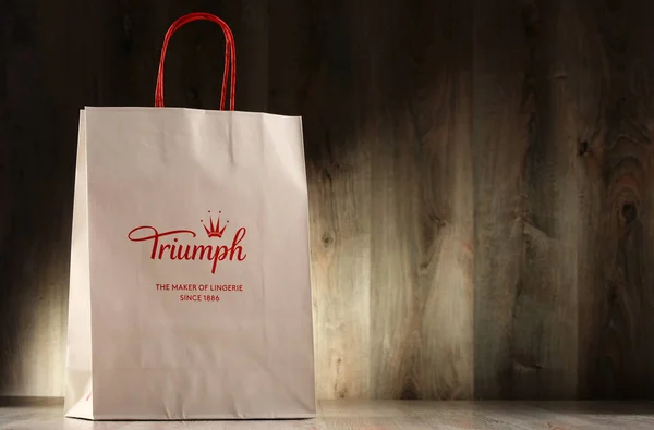 Original Triumph paper shopping bag — Stock Photo, Image