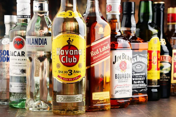 Bottles of assorted hard liquor brands — Stock Photo, Image