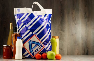 Özgün Aldi plastik alışveriş çantası ve ürünleri