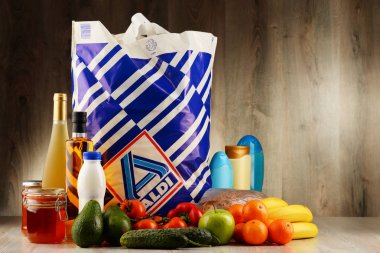 Özgün Aldi plastik alışveriş çantası ve ürünleri