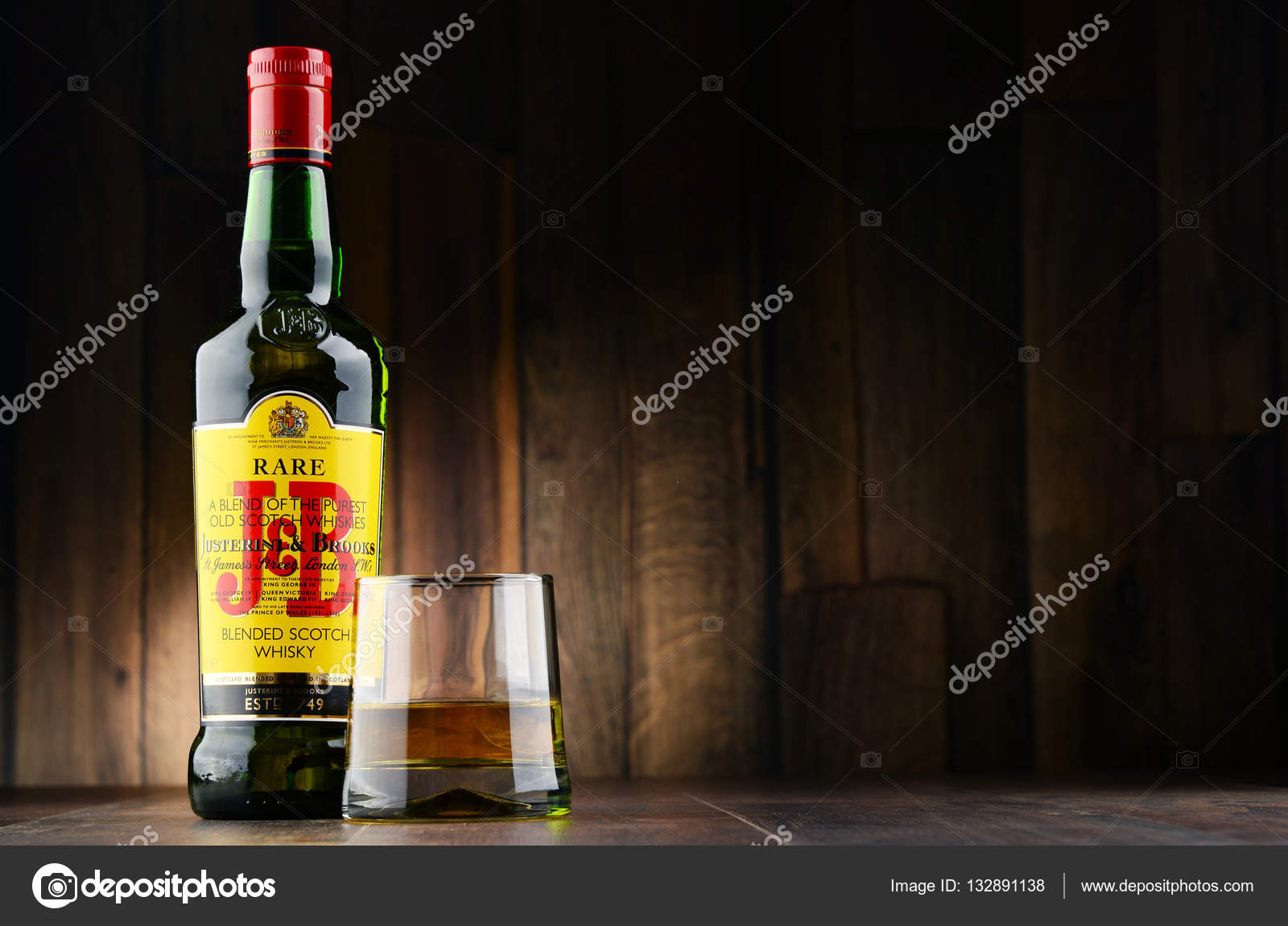 Buy J&b Rare Blended Scotch Whisky Online
