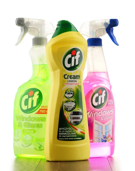 Контейнеры продукции Cif от Unilever — стоковое фото