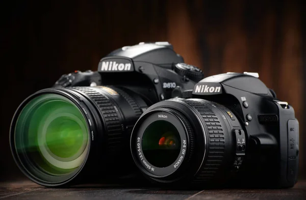 Nikon d810 und d3200 mit Nikkor-Zooms — Stockfoto