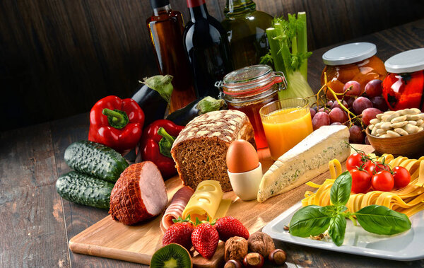 Composition with variety of organic food products