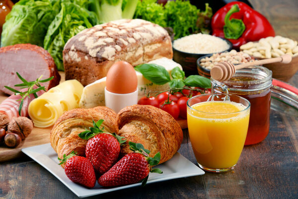 Composition with variety of organic food products