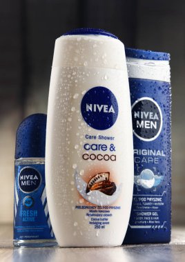 Nivea ürünleri krem ve sabun da dahil olmak üzere çeşitli