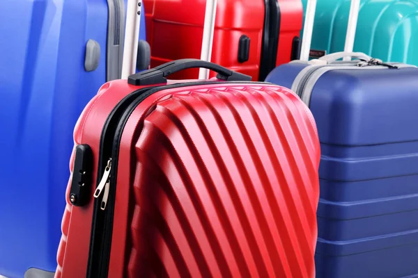 Összetétel színes utazási bőröndökkel — Stock Fotó