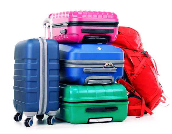 Kufry a batohy izolovaných na bílém — Stock fotografie
