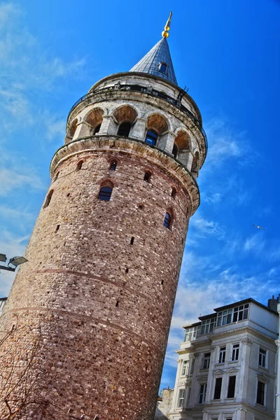 Torre de Galata no bairro de Galata de Istambul, Turquia — Fotografia de Stock