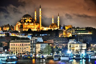 Üçüncü Hill Istanbul Süleymaniye Camii ile görünüm