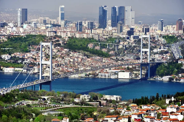 Panorámás kilátást Isztambul, a Boszporusz-híd — Stock Fotó