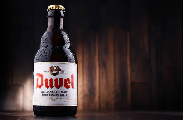 Láhev piva Duvel — Stock fotografie
