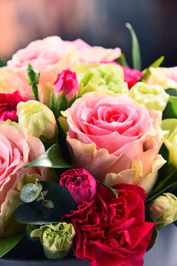 Gül buket ile kompozisyon