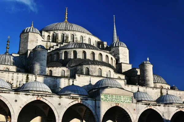 Mešita Sultan Ahmed nebo Modrá mešita v Istanbulu, Turecko — Stock fotografie