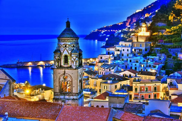 Amalfi in provincia di Salerno, Campania, Italia — Foto Stock