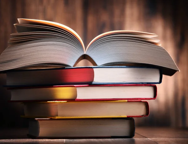 Composition with books on the table — Stock Photo, Image