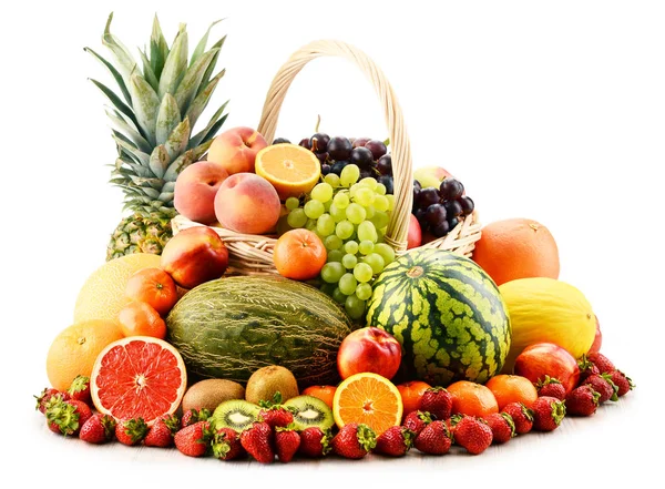 Komposition mit verschiedenen Früchten — Stockfoto