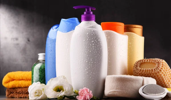 Plastic bottles of body care and beauty products — Stock Photo, Image