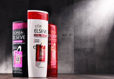 L'Oreal ürünlerin üç konteynerler ile kompozisyon