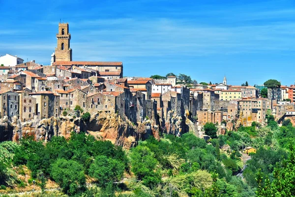 Staden av Pitigliano i Toscana, Italien — Stockfoto