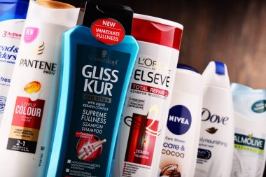 Konteyner ile kompozisyon küresel kozmetik markalar